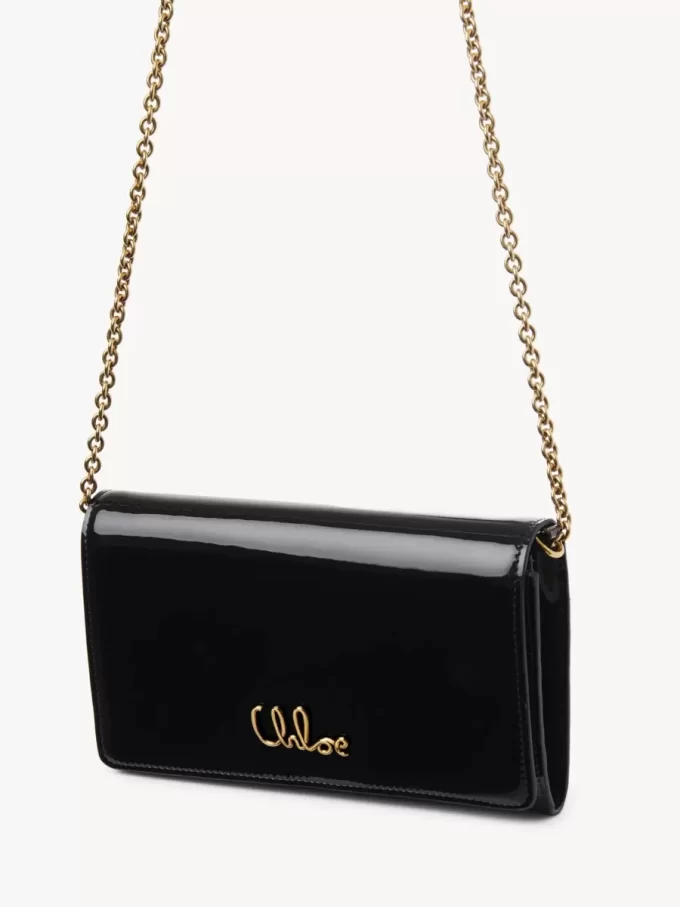 Cartera con solapa y cadena Chloé Iconic en charol