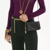Cartera con solapa y cadena Chloé Spin en piel granulada
