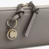 Cartera larga con cremallera Alphabet en piel granulada