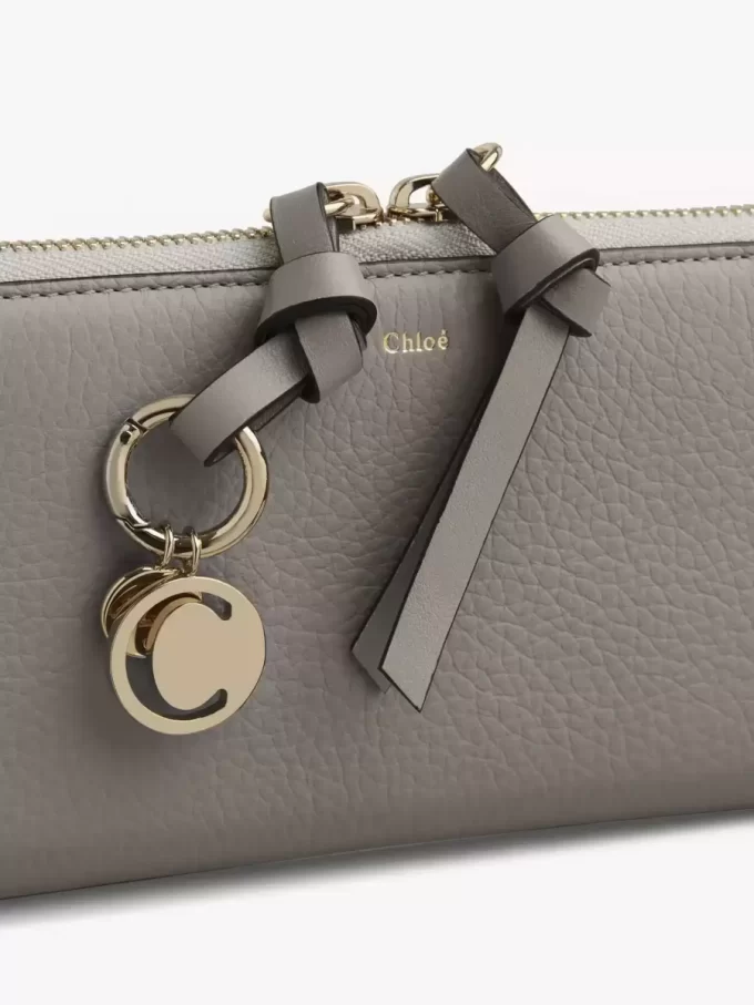 Cartera larga con cremallera Alphabet en piel granulada
