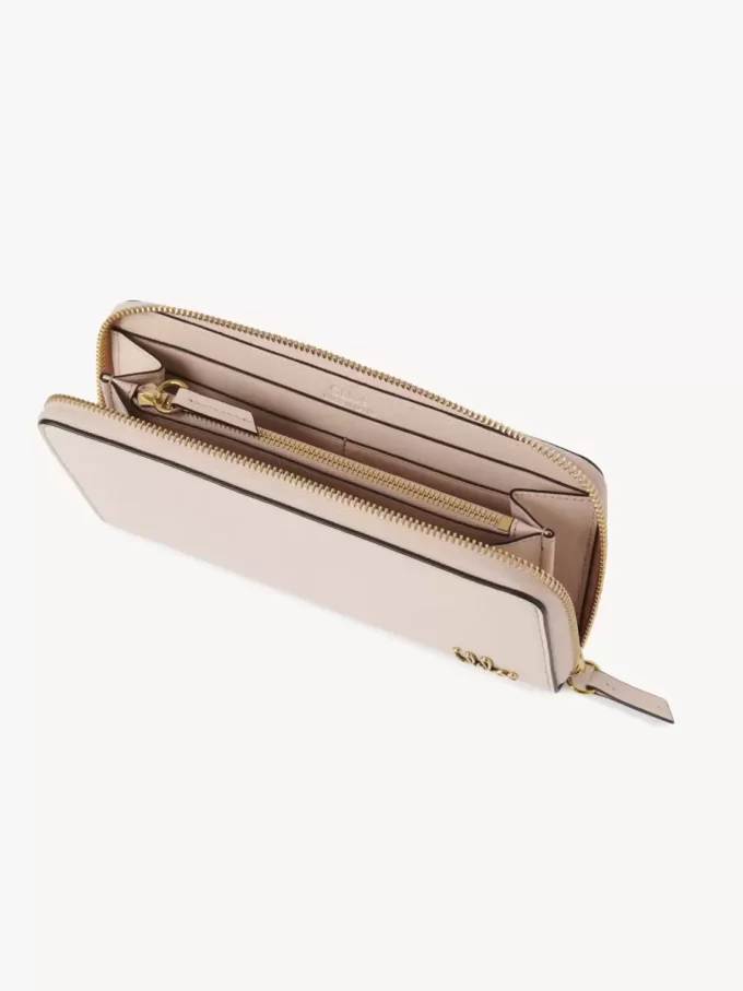 Cartera larga con cremallera Chloé Iconic en piel brillante