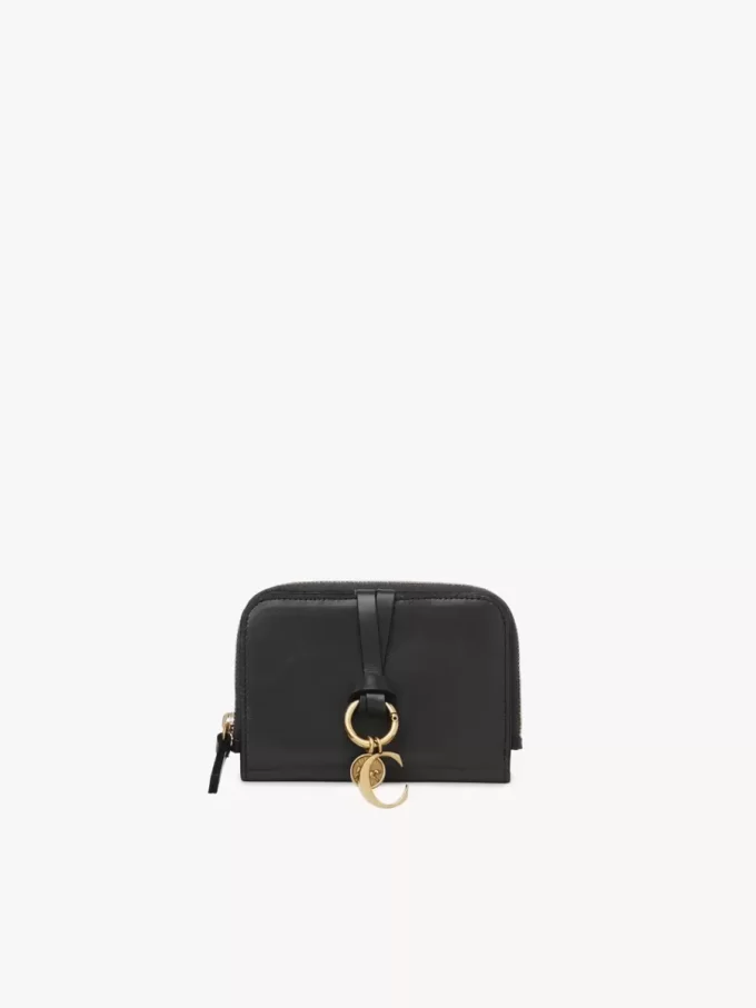 Cartera plegable con alfabeto en piel brillante Cartera plegable con alfabeto en piel brillante