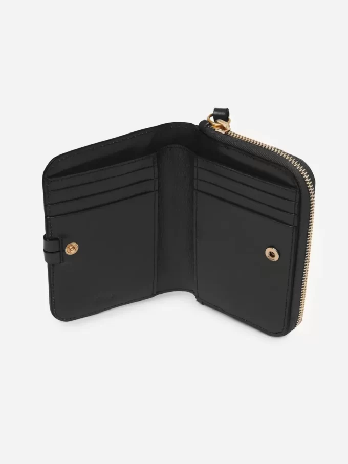 Cartera plegable con alfabeto en piel brillante Cartera plegable con alfabeto en piel brillante