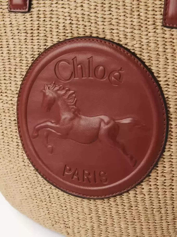 Cesta grande para medallas de caballo en fibras naturales