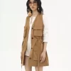 Chaleco utilitario en gabardina ligera de algodón Chaleco utilitario en gabardina ligera de algodón