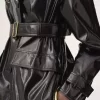 Chaqueta con cinturón de algodón recubierto brillante