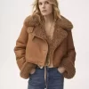 Chaqueta corta de piel estilo caja
