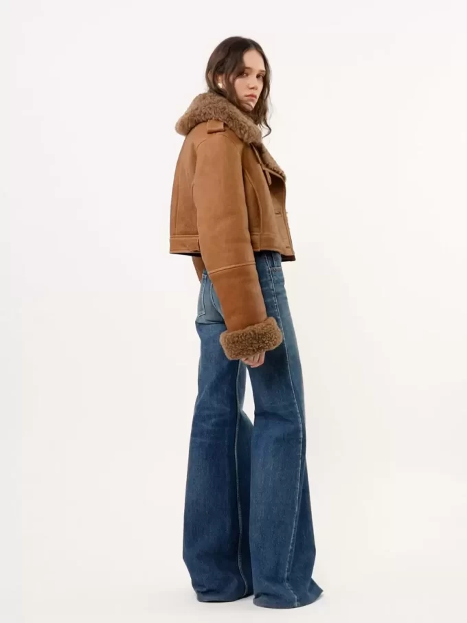 Chaqueta corta de piel estilo caja