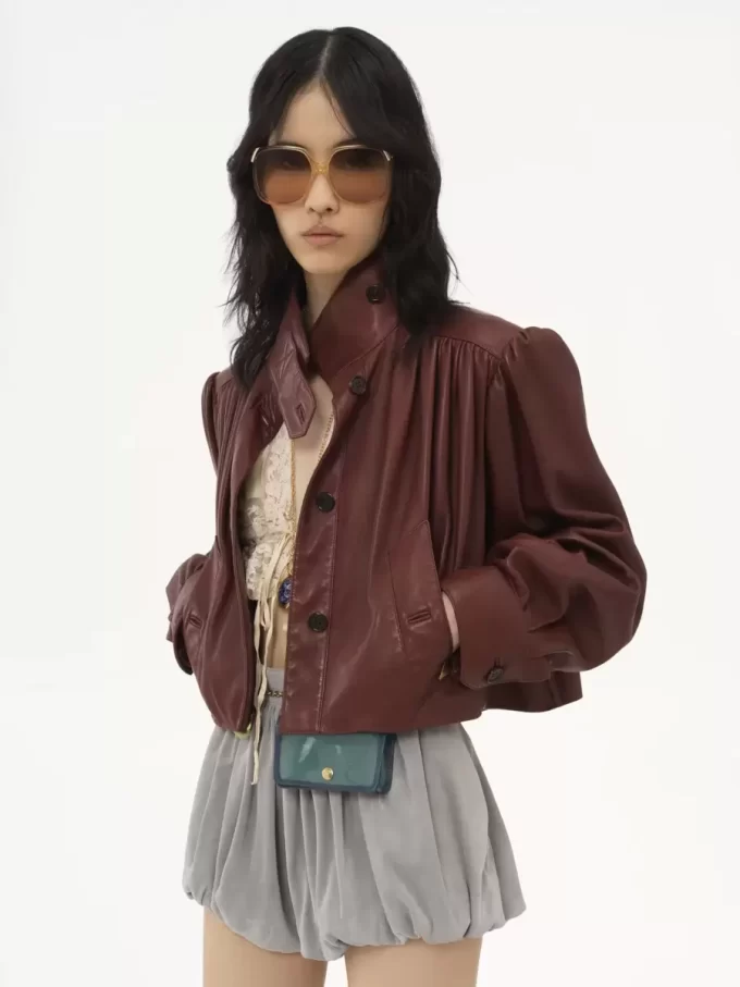 Chaqueta de boule fruncida en piel Chaqueta de boule fruncida en piel
