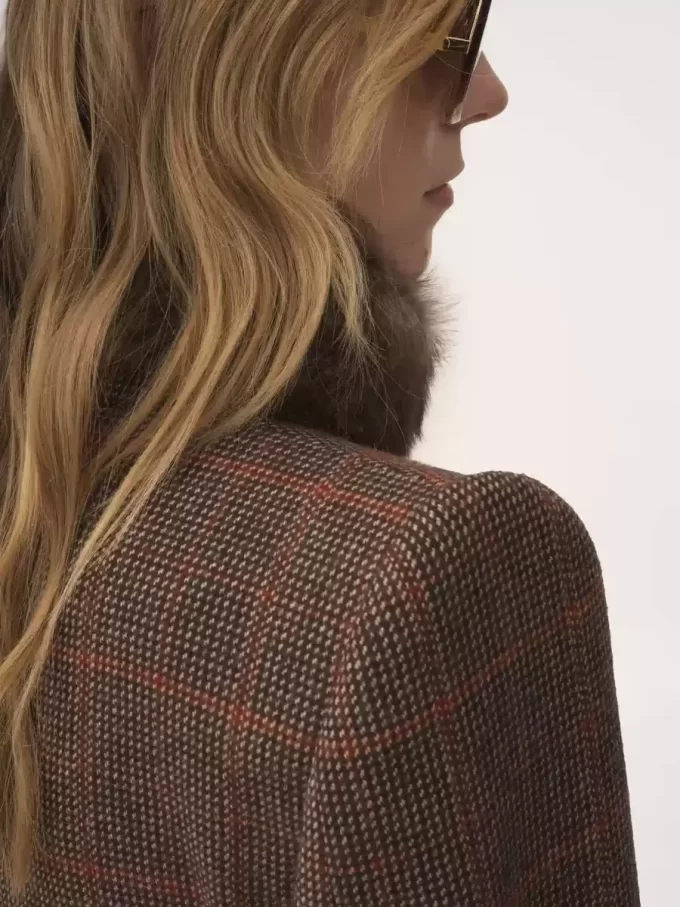 Chaqueta entallada de lana a cuadros Chaqueta entallada de lana a cuadros
