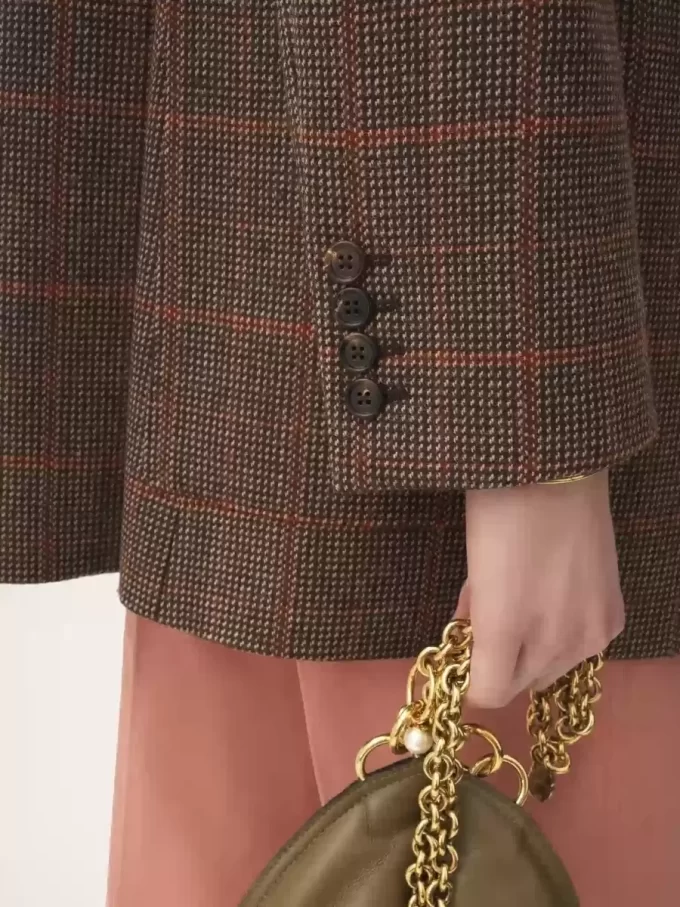 Chaqueta entallada de lana a cuadros Chaqueta entallada de lana a cuadros