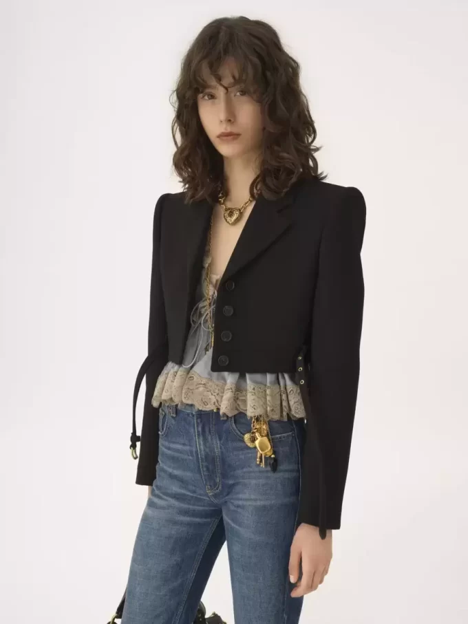 Chaqueta Spencer corta en crepé de lana