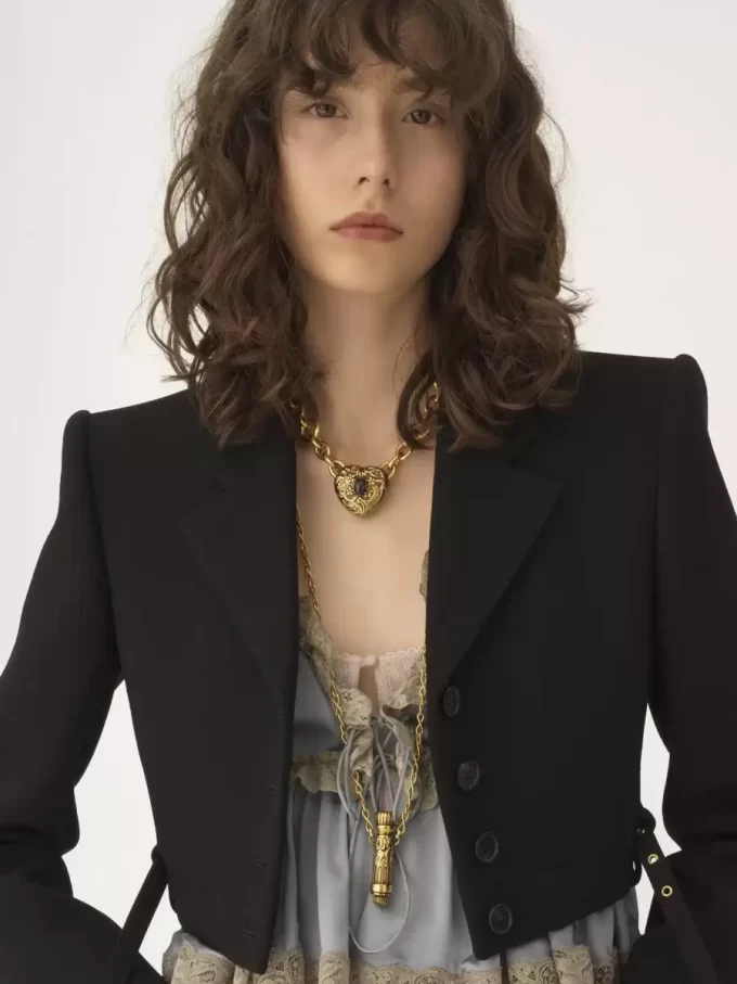 Chaqueta Spencer corta en crepé de lana