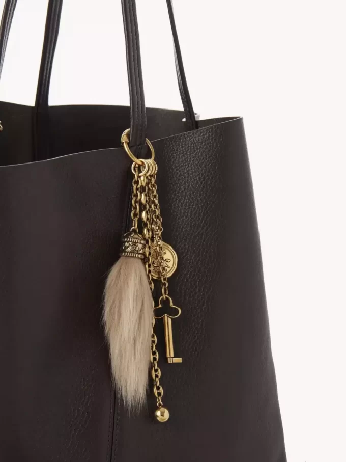 Charm para bolso Chloé Symbols de latón y piel de oveja Charm para bolso Chloé Symbols de latón y piel de oveja