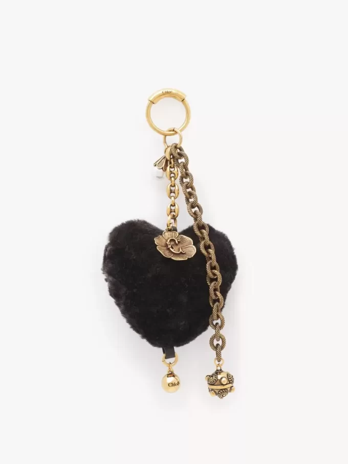 Charm para bolso de piel de oveja con forma de corazón de Chloé Symbols en latón Charm para bolso de piel de oveja con forma de corazón de Chloé Symbols en latón