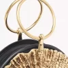 Clutch con cremallera Sea Treasures Shell en piel suave y metal Clutch con cremallera Sea Treasures Shell en piel suave y metal