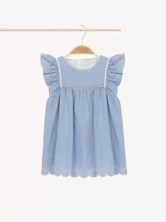 Conjunto de vestido y gorro para bebé