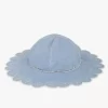 Conjunto de vestido y gorro para bebé