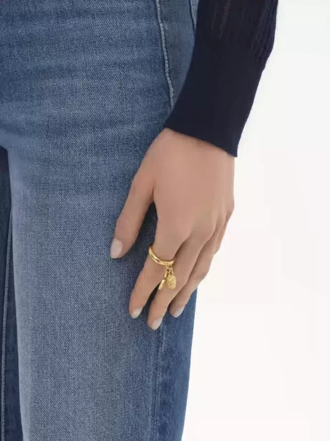 El anillo Charms de Chloé