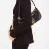 El bolso de hombro 99 en piel efecto cocodrilo El bolso de hombro 99 en piel efecto cocodrilo
