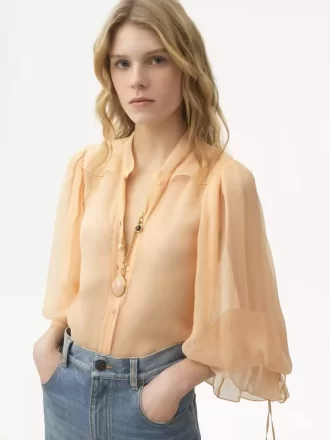 El collar colgante Chloé Senses