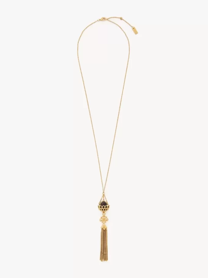 El collar colgante Eternity de Chloé El collar colgante Eternity de Chloé
