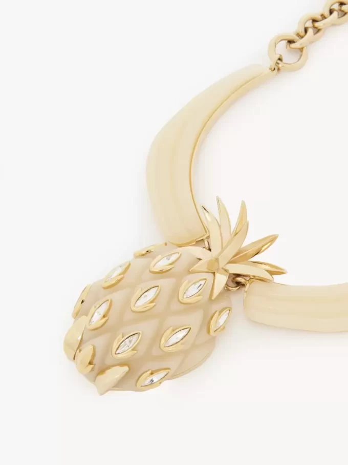 El collar de piña de Chloé El collar de piña de Chloé