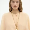 El collar Petal de Chloé El collar Petal de Chloé