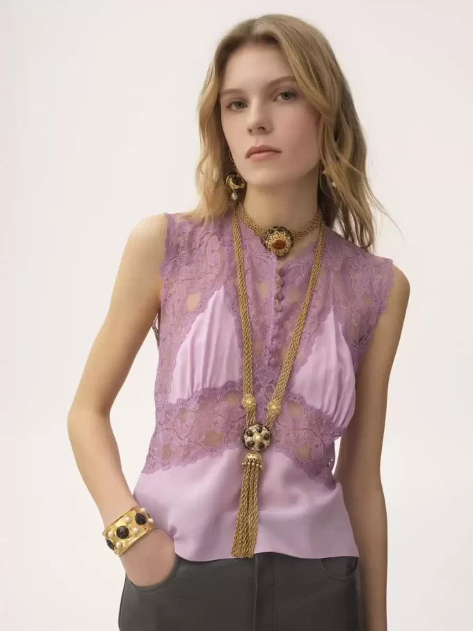 El magnífico collar de Chloé