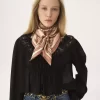El pañuelo cuadrado Paisley de Chloé en sarga de seda