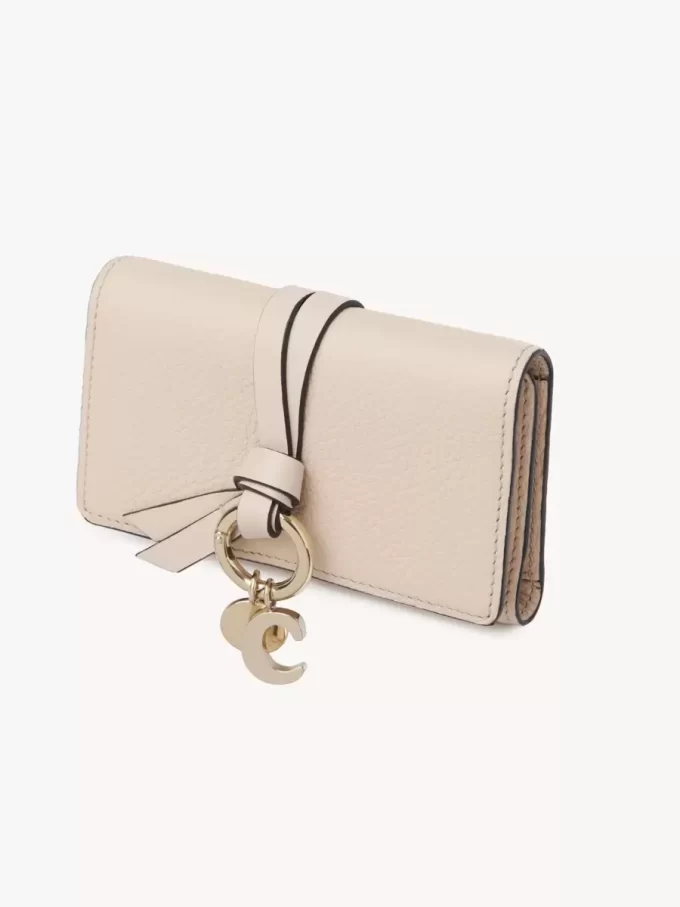 Estuche para llaves con alfabeto en piel granulada Estuche para llaves con alfabeto en piel granulada