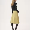 Falda hasta la rodilla en ante Falda hasta la rodilla en ante