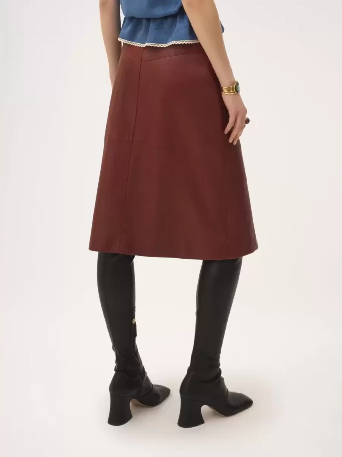 Falda hasta la rodilla en cuero Falda hasta la rodilla en cuero