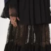Falda larga escalonada de georgette de seda y encaje