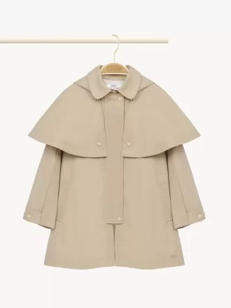 Gabardina con capucha