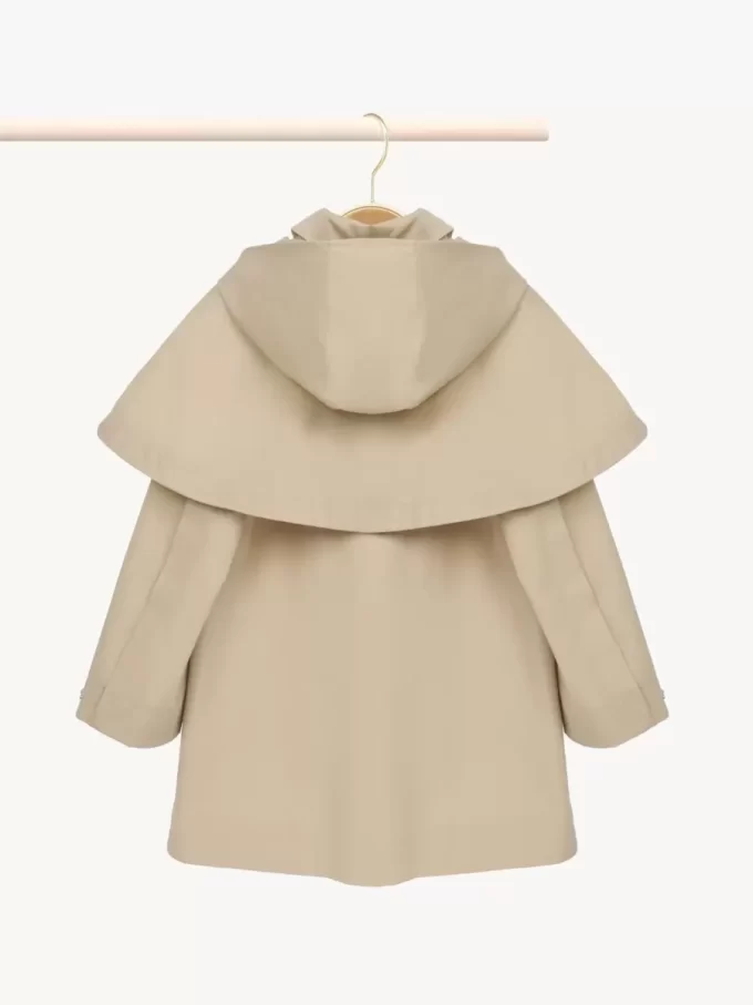 Gabardina con capucha