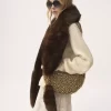 La bufanda Chloé Chain Tails en piel de oveja