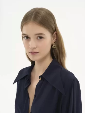 Los pendientes de aro icónicos de Chloé