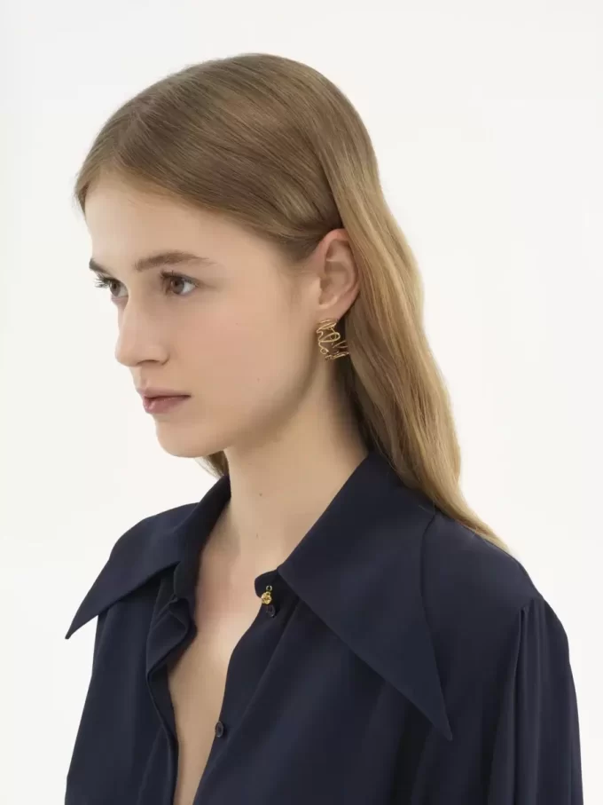 Los pendientes de aro icónicos de Chloé