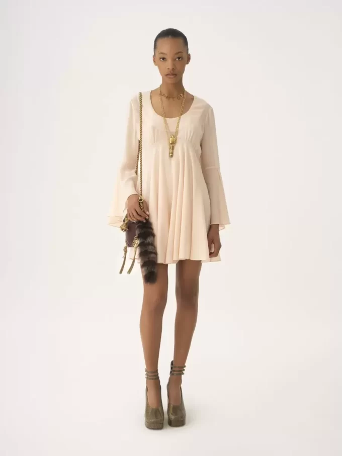Minivestido evasé de georgette de seda