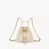 Mochila pequeña de pulsera en piel granulada Mochila pequeña de pulsera en piel granulada