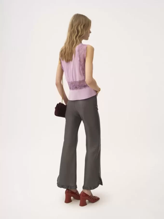 Pantalones acampanados con volantes en piel Pantalones acampanados con volantes en piel
