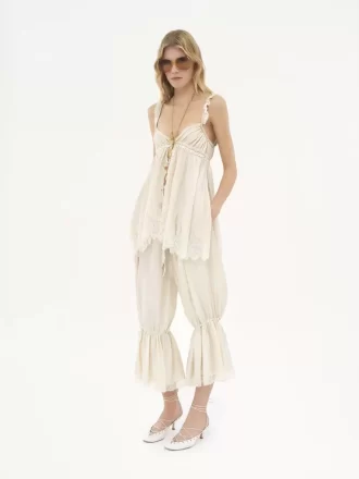 Pantalones fluidos cropped en pongé de seda lavada y encaje