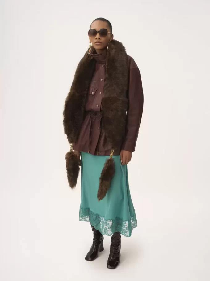 Parka de cuello alto en piel