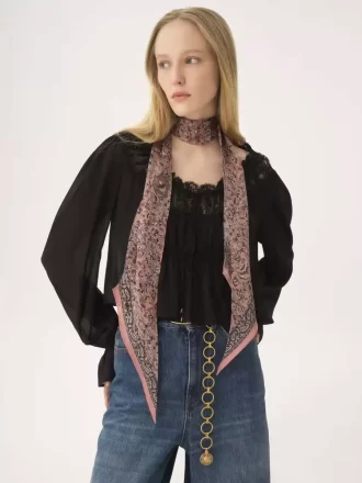 Pañuelo bandeau The Chloé Paisley en charmeuse de seda Pañuelo bandeau The Chloé Paisley en charmeuse de seda