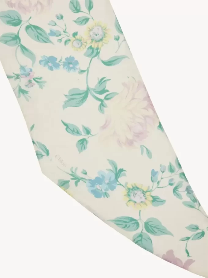 Pañuelo bandeau The Chloé Peonies en charmeuse de seda
