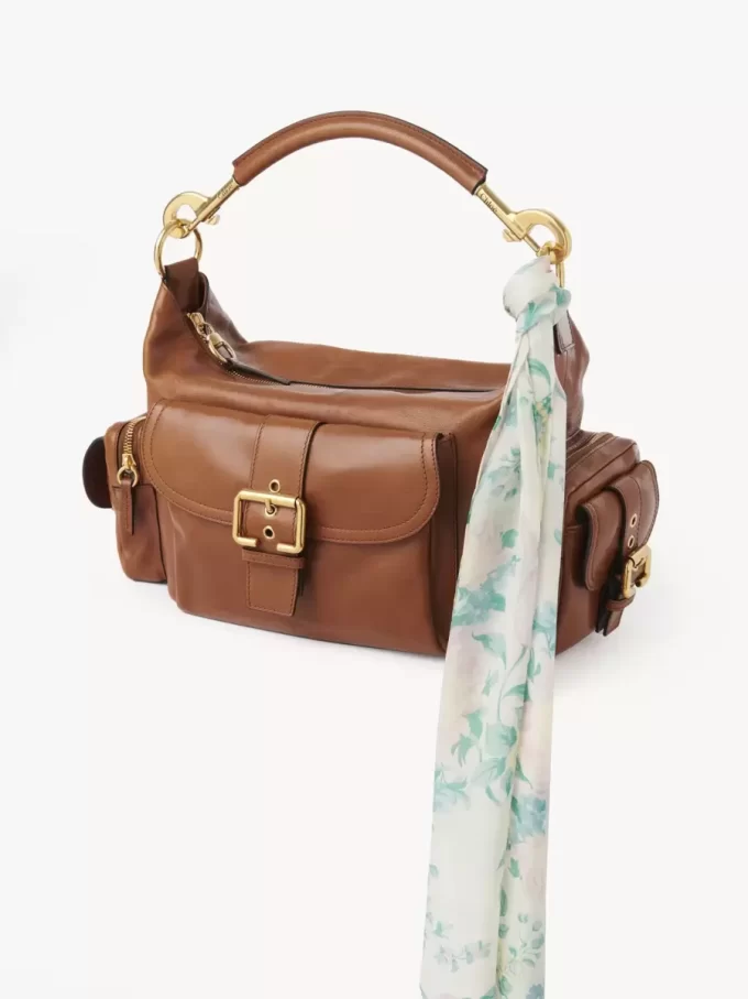 Pañuelo bandeau The Chloé Peonies en charmeuse de seda