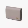 Pequeño bolso Chloé Iconic de tres pliegues con bolsillo para monedas en piel brillante
