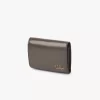 Pequeño bolso Chloé Iconic de tres pliegues con bolsillo para monedas en piel brillante