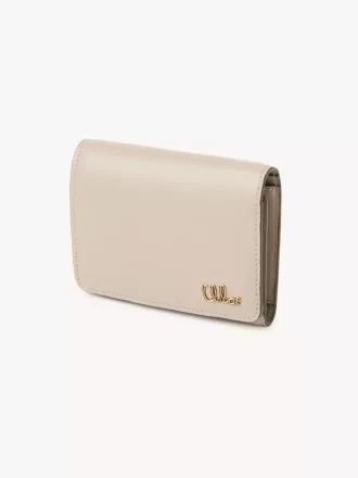 Pequeño bolso Chloé Iconic de tres pliegues con bolsillo para monedas en piel brillante